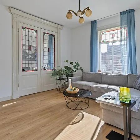 Authentic In Appartement *